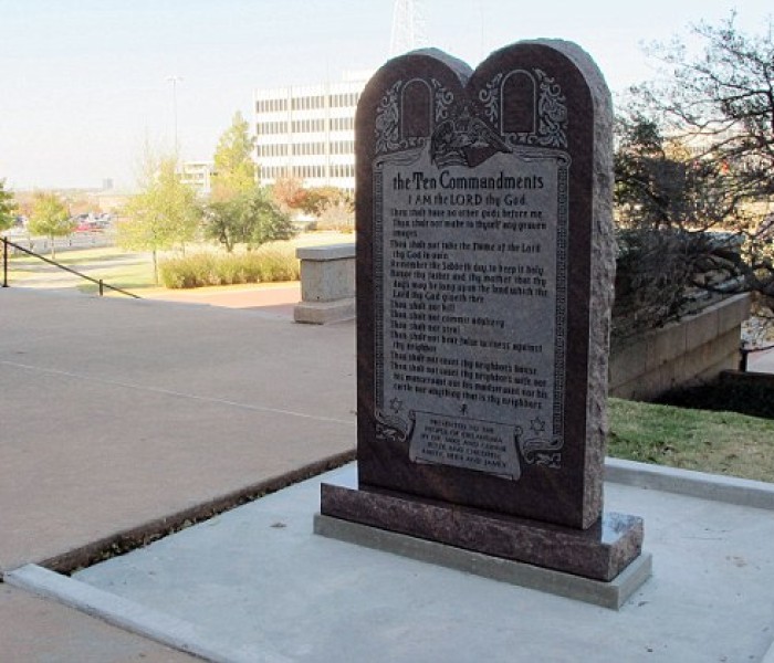 USA ai Oklahoma acozah hmunpui ah Satan zuk dinh tum