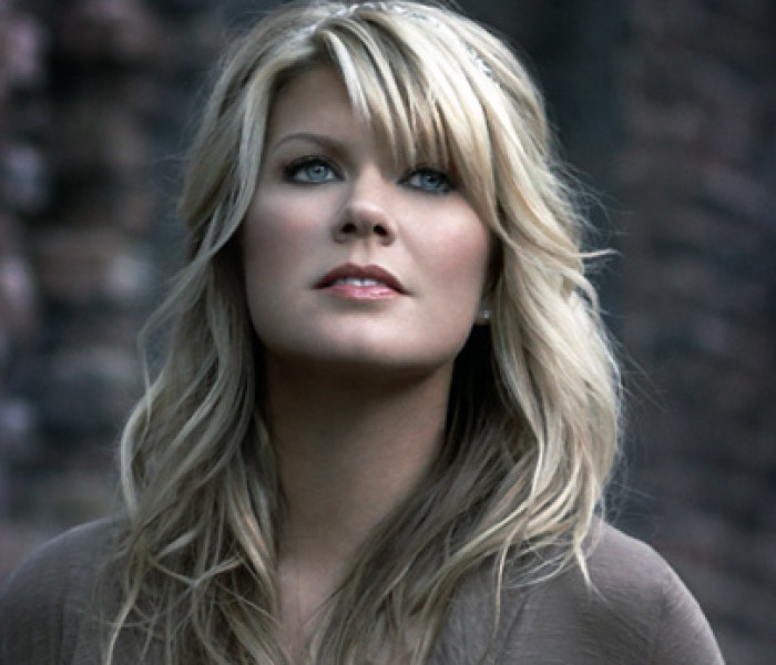 Grammy ah Satan thangphathnak lungkhim loin Natalie Grant suak kio