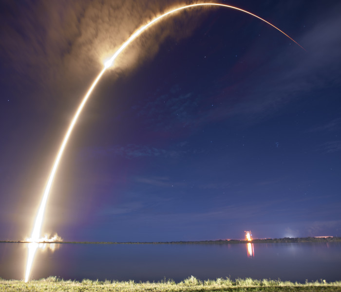 Tluang ngaiin SpaceX rocket lailung ah khop Tluang ngaiin SpaceX rocket lailung ah khop